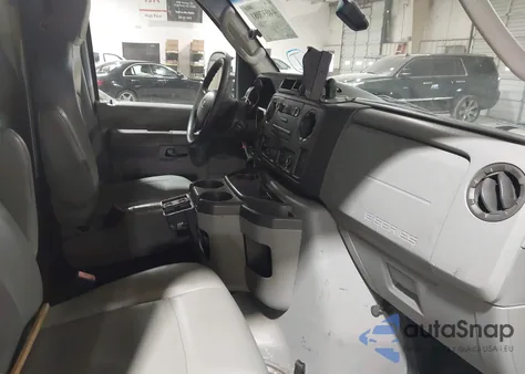 2011 Ford E-350 Super Duty Commercial z USA, uszkodzony, nr VIN 1FTSS3EL9BDA84421